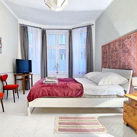Luxury Retro Apartment, City Center, Wifi Krakau Buitenkant foto