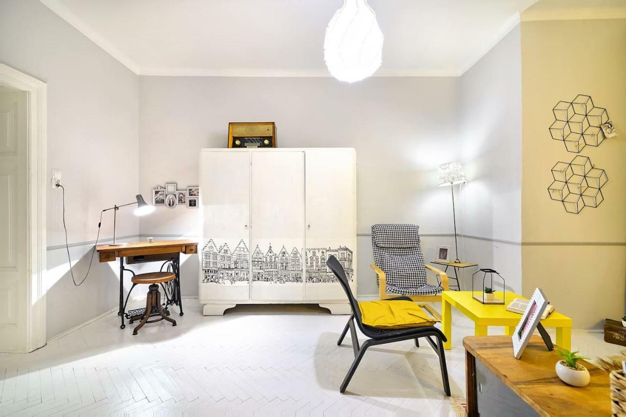 Luxury Retro Apartment, City Center, Wifi Krakau Buitenkant foto