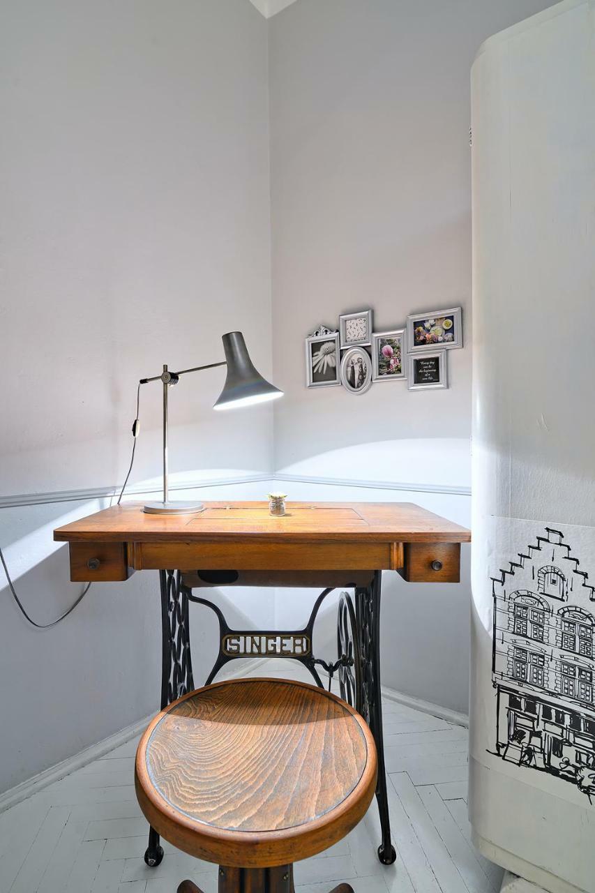 Luxury Retro Apartment, City Center, Wifi Krakau Buitenkant foto